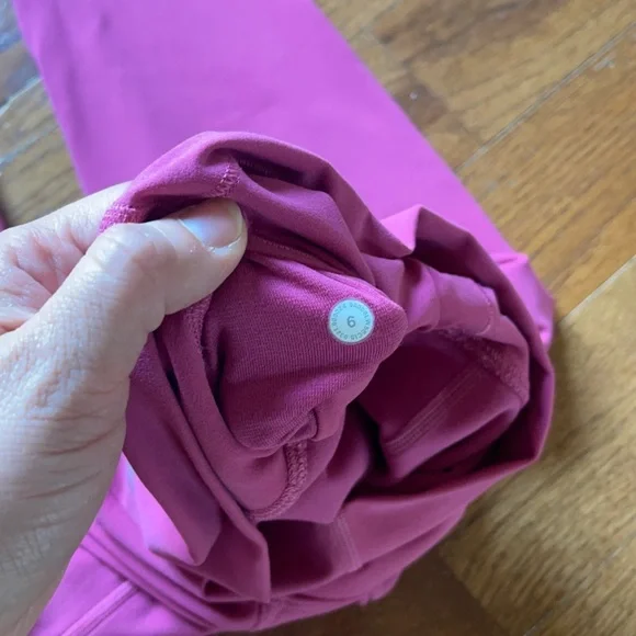 Lululemon pink lychee align legging size 6 - Picture 4 of 6